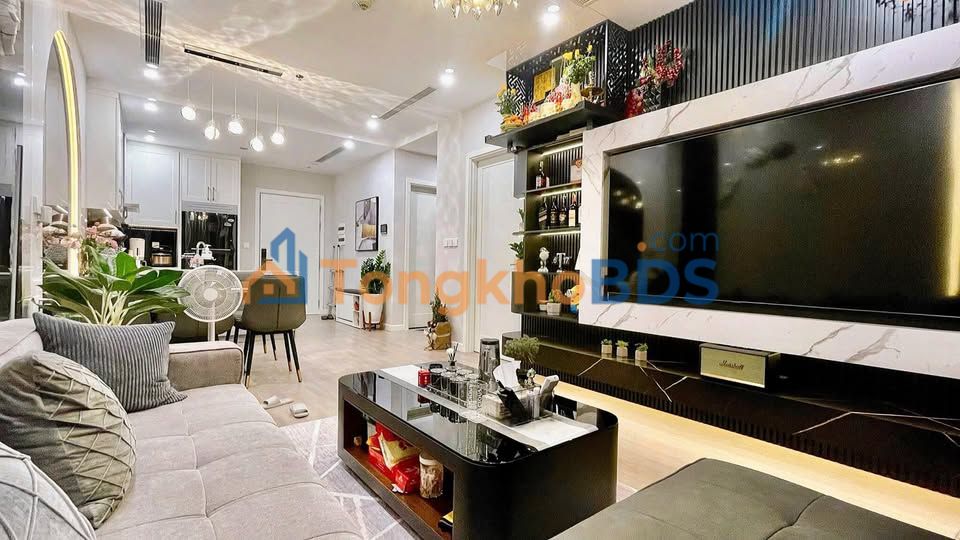 Căn hộ Vinhomes Green Bay 70m² giá 9 tỷ - View đẹp cực phẩm!