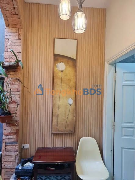 Nhà tập thể mặt phố Lý Nam Đế 100m² - Full nội thất