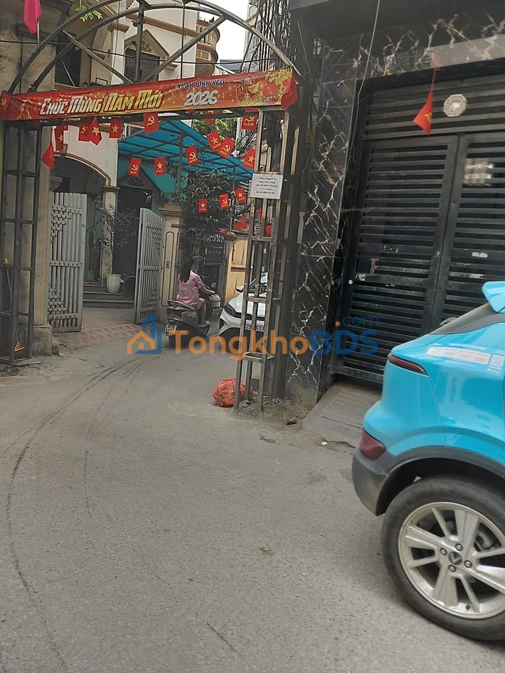 Nhà riêng Mễ Trì 52m² hơn 10 tỷ - Ô tô đỗ cửa, kinh doanh đỉnh!