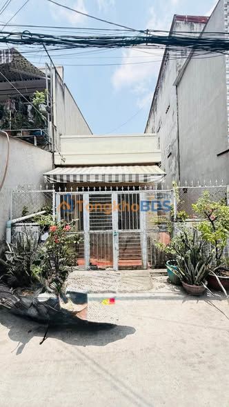 Nhà An Lạc, hẻm xe hơi QL1A 104m² giá 5,98 tỷ