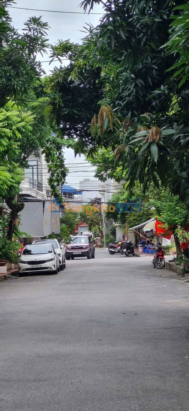 Nhà 4 tầng lô góc An Trang An Dương 82m² - Kinh doanh sầm uất