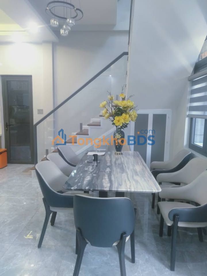 Nhà riêng Hùng Vương Đà Lạt 90m² 8 tỷ - Sẵn sàng ở ngay