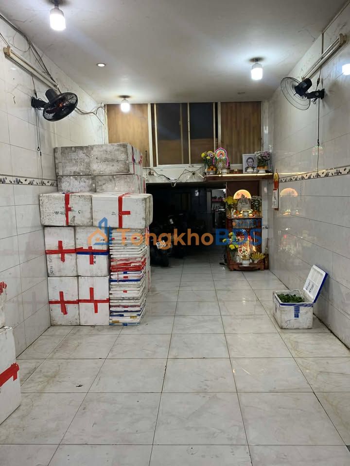 Nhà mặt tiền Trang Tử Q5 60m² giá 13 tỷ - Mặt tiền kinh doanh