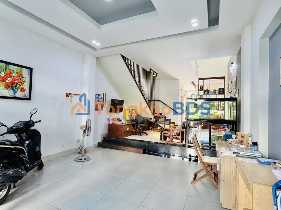 Nhà riêng Hiệp Bình Chánh 137m² giá 12.7 tỷ - Vị trí đẹp