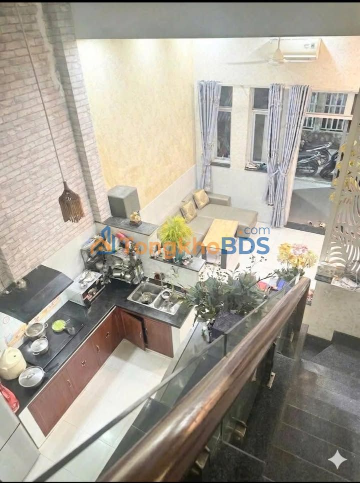 Nhà riêng Hiệp Phú 50m² giá 4.8 tỷ - Vị trí đẹp ngay trung tâm