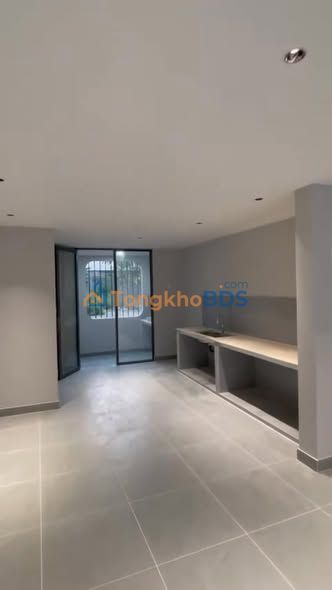 Nhà phố mặt tiền Ích Thạnh, Thủ Đức 75m² giá 8.2 tỷ - Mặt tiền kinh doanh