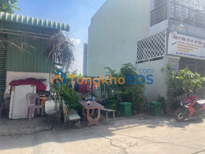 Đất nền Nguyễn Xiển Quận 9 67m² giá 3 tỷ - Sổ đỏ chính chủ