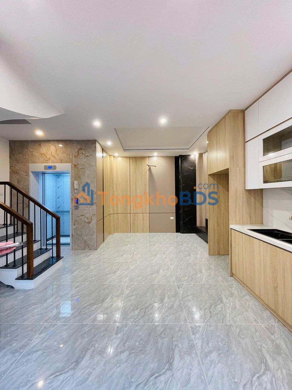Nhà 5 tầng Phúc Lợi Long Biên 45m² - Thiết kế hiện đại