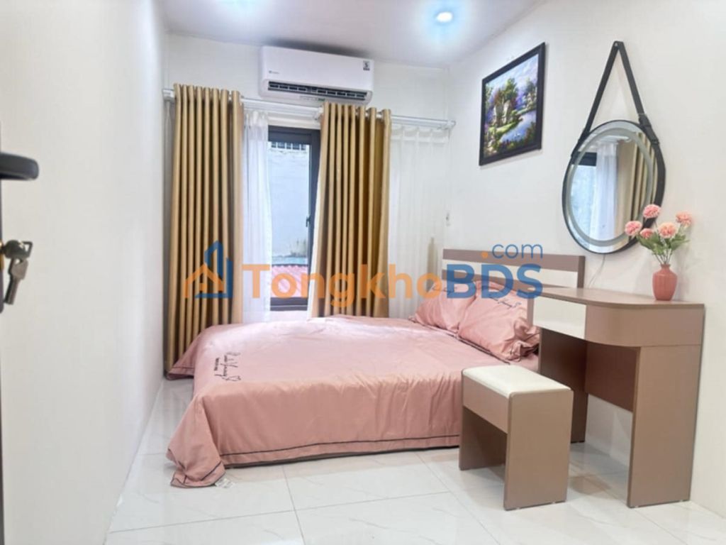 Nhà riêng Bạch Mai 18m² sổ đỏ - Chính chủ bán