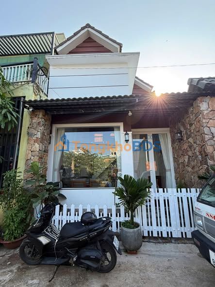 Nhà riêng Linh Xuân Thủ Đức 160m² 12.5 tỷ - Ô tô vào tận nhà!