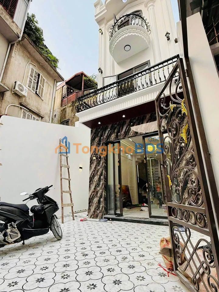 Nhà riêng Phố Chùa Hàng, Ngô Quyền 100m² giá 4,68 tỷ - Hiện đại
