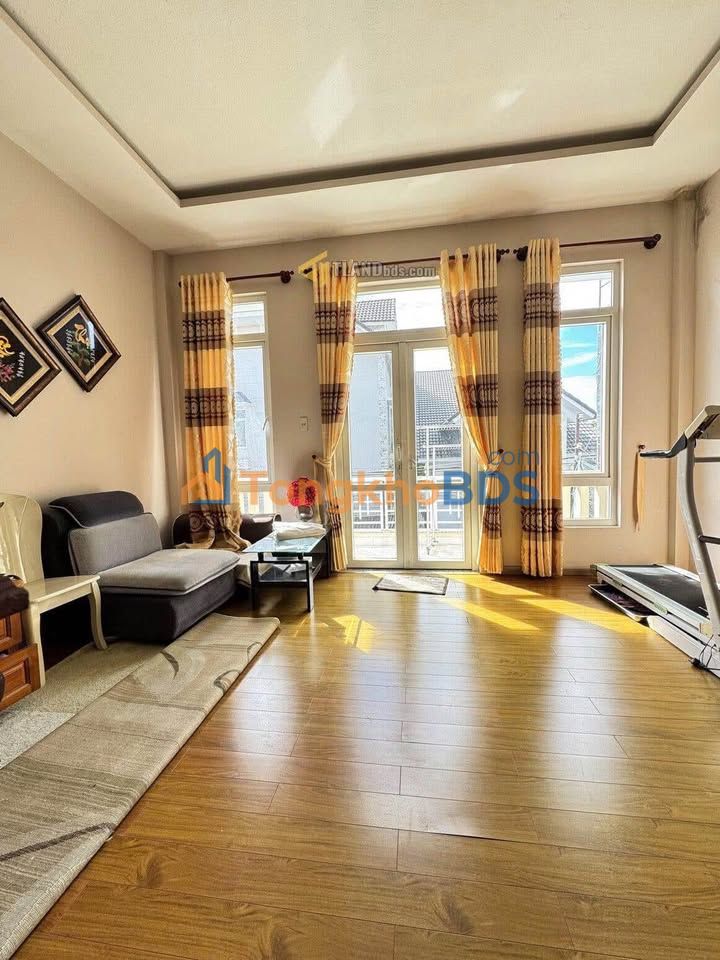 Nhà riêng Sương Nguyệt Ánh Đà Lạt 140m² giá 13 tỷ - Vị trí đẹp hiếm có