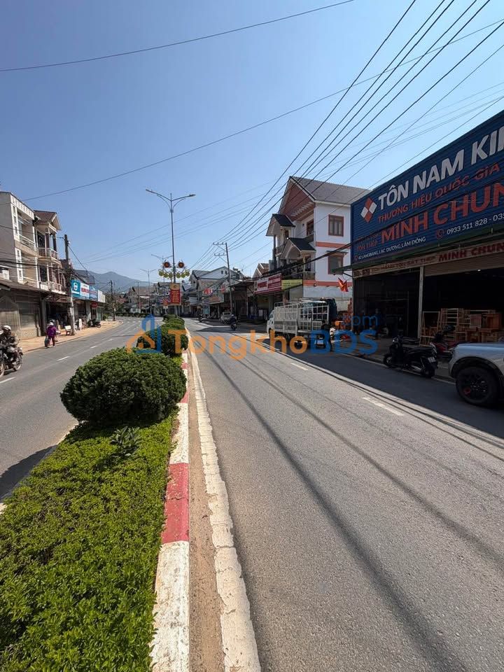 Nhà phố Phường 7 Đà Lạt 215m² giá 11.95 tỷ - Mặt tiền kinh doanh!