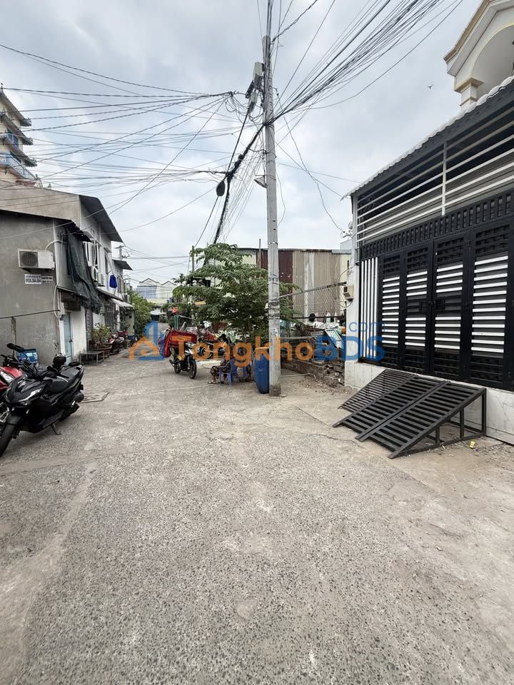 Đất nền Linh Xuân Thủ Đức 74m² giá 4.8 tỷ - Sổ đỏ chính chủ