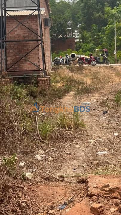 Nhà Phố Minh Hưng Chơn Thành 200m² 1 tỷ - Vị trí đắc địa, đầu tư sinh lời!