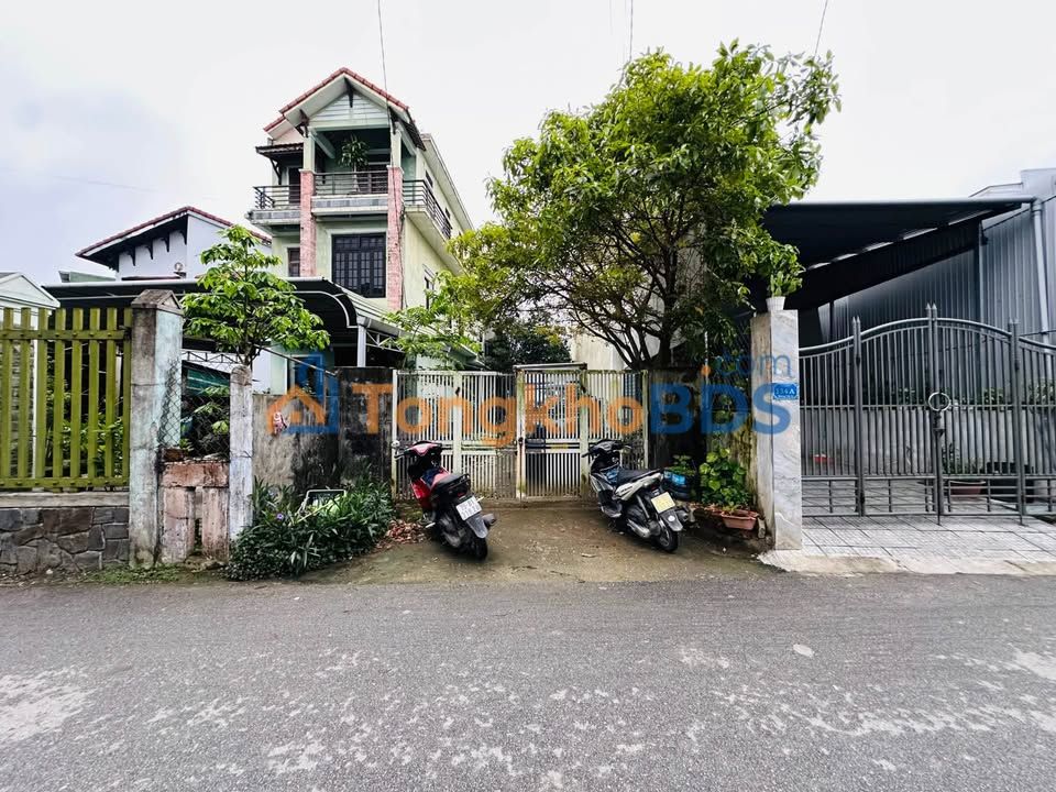 Đất nền Dương Văn An, Xuân Phú 141m² giá 5.64 tỷ - Đường rộng 13m