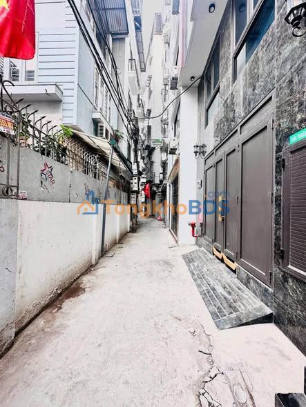 Nhà riêng Hoàng Văn Thái Cầu Giấy 56m² 13.45 tỷ - Vị trí đẹp!