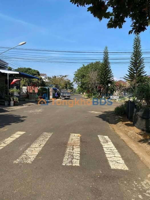 2 lô liền kề Hoàng Văn Thụ, P1 Bảo Lộc 3,8 tỷ