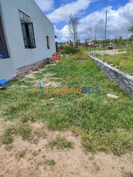 Đất nền hẻm Nguyễn Trãi La Gi 120m² giá 850 triệu - Sổ đỏ chính chủ!