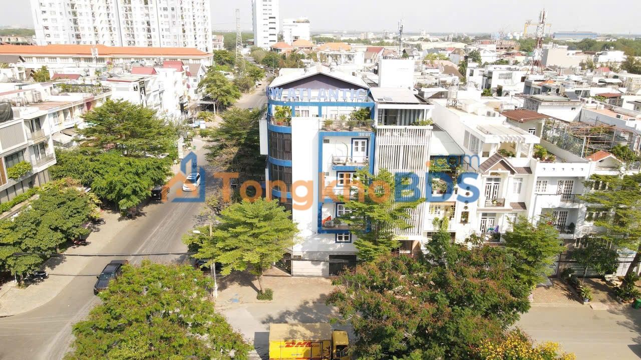 Tòa nhà văn phòng Quận 7 120m² giá 29 tỷ - Vị trí đắc địa!