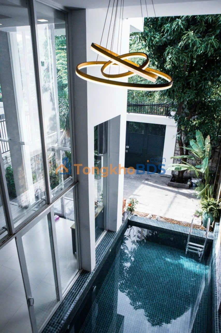 Biệt thự Thảo Điền 202m² giá 38 tỷ - Vị trí đẹp đẳng cấp!