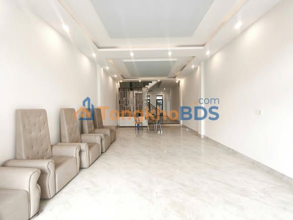 Shophouse 100m² Nguyễn Tất Thành ND 12tr/tháng
