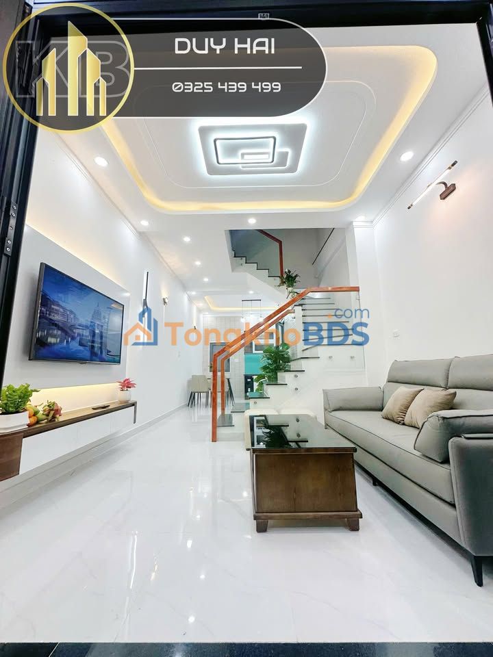 Nhà phố Yersin Đà Lạt 50m² giá 5.8 tỷ - Vị trí đẹp, sẵn sàng ở ngay!