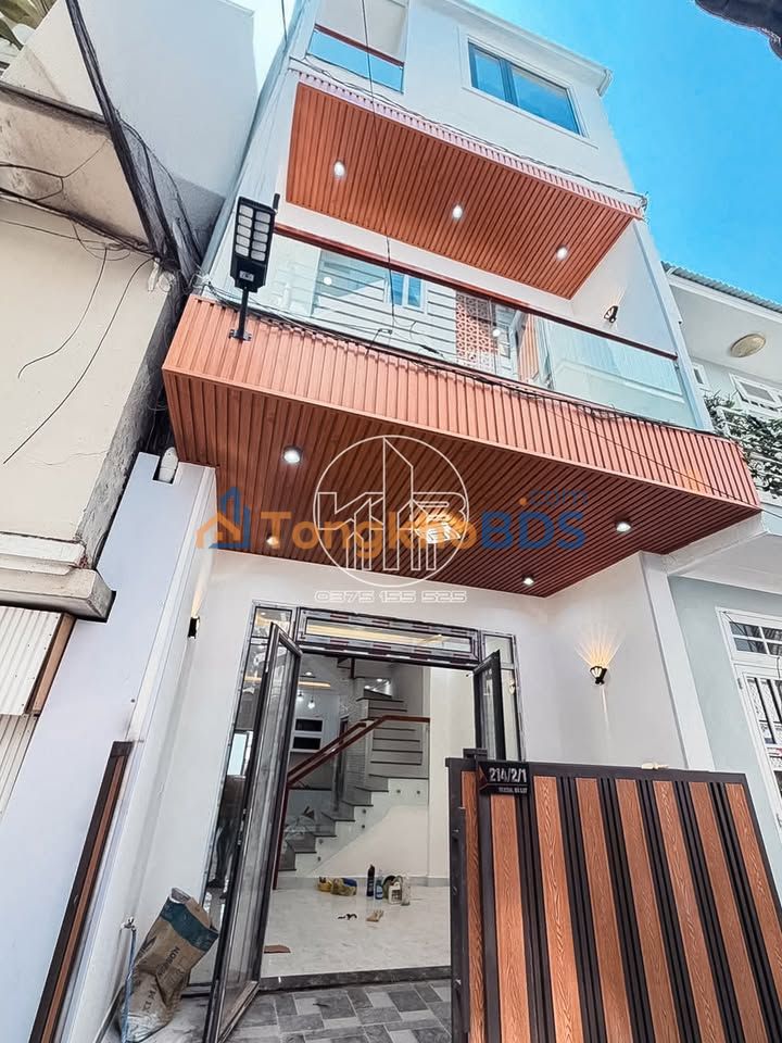 Nhà phố Đà Lạt 50m² giá 5.8 tỷ - Vị trí đắc địa trung tâm