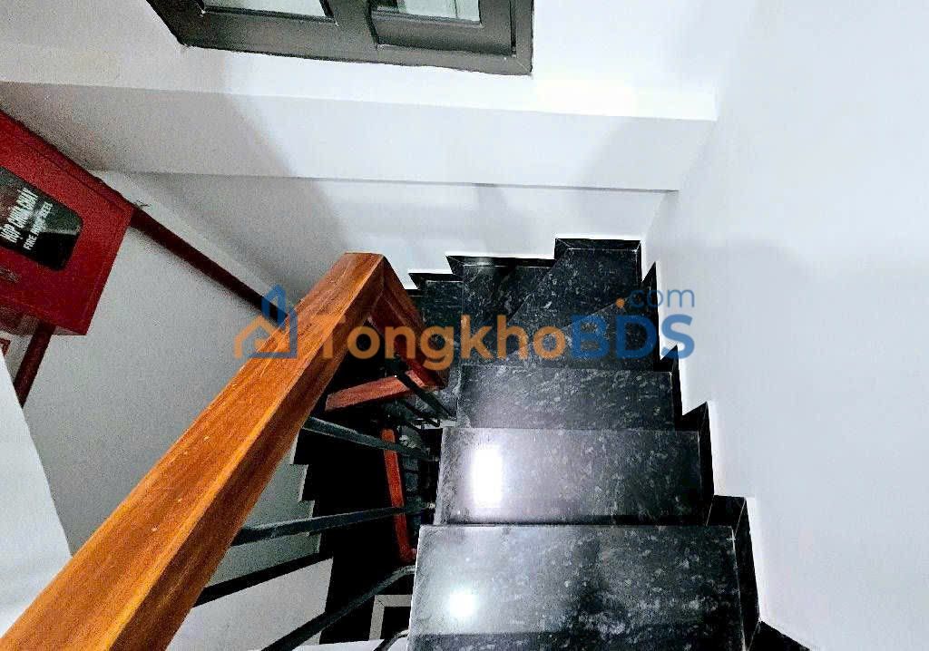 Nhà phố Nam Dư, Hoàng Mai 60m² 11 tỷ - Mặt tiền kinh doanh sầm uất!