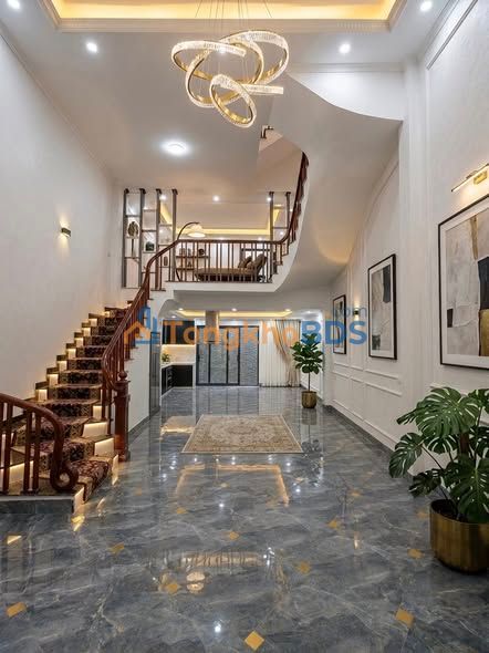 Nhà Vĩnh Quỳnh, Thanh Trì 61m² 5 tầng lô góc ô tô