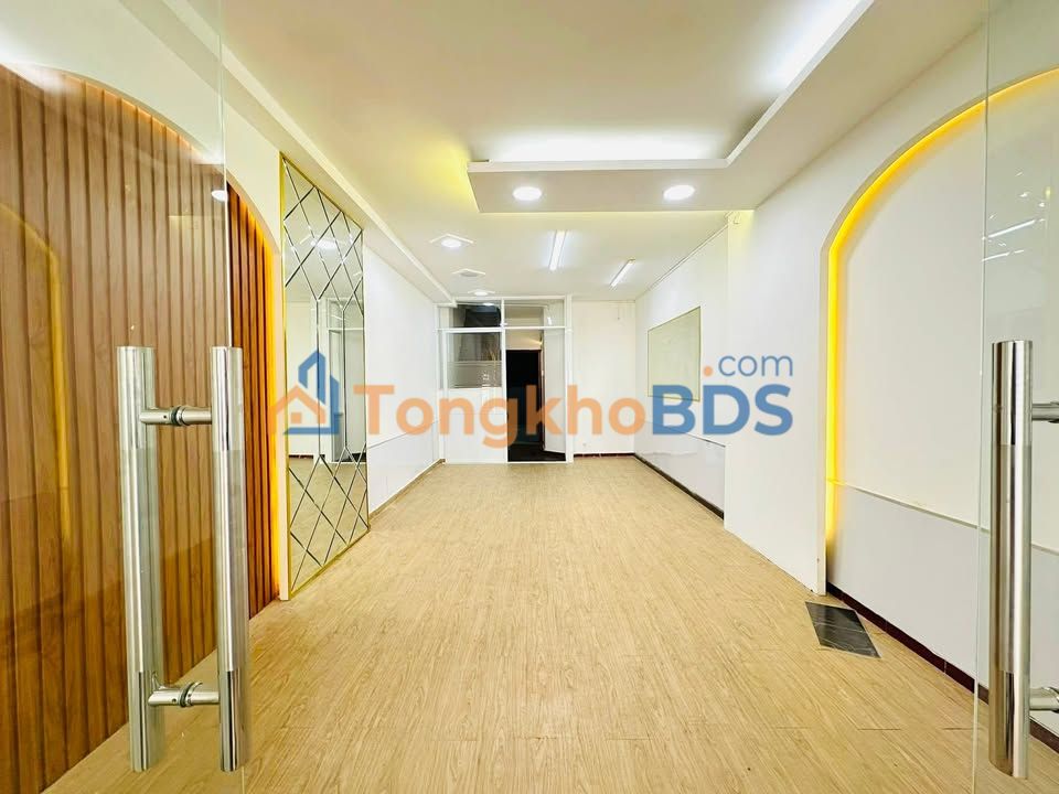 Nhà Phố Quận 1 Tân Định 57m² 20 triệu - Mặt tiền kinh doanh!