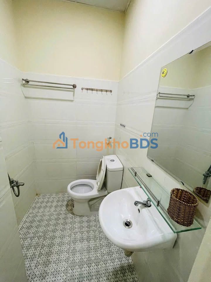 Cho thuê căn hộ Bùi Huy Bích Nha Trang 3 triệu - Vị trí đẹp!