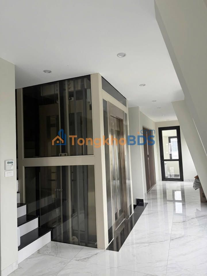 Shophouse Louis City Hoàng Mai 109m² 45 triệu - Kinh doanh ngay!