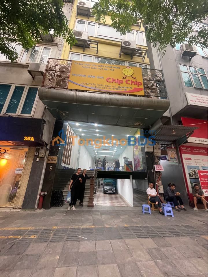 Tòa nhà văn phòng Hai Bà Trưng 180m² - Vị trí đắc địa kinh doanh!