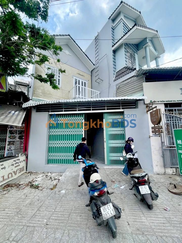 Nhà mặt tiền Trần Hoàng Na 67m² giá 20 triệu - Vị trí kinh doanh đắc địa