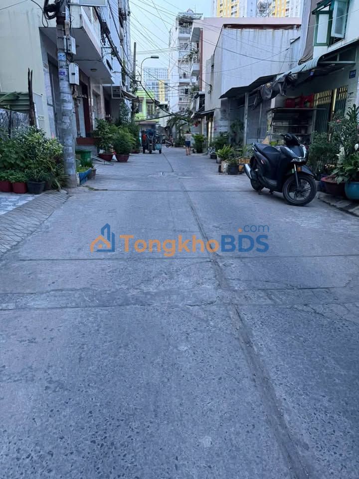 Đất nền Quận 8 93m² giá 6.5 tỷ - Đường to ô tô, vị trí đẹp!
