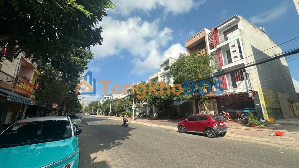 Nhà phố Vũng Tàu 12.5 triệu - Mặt tiền kinh doanh đắc địa!