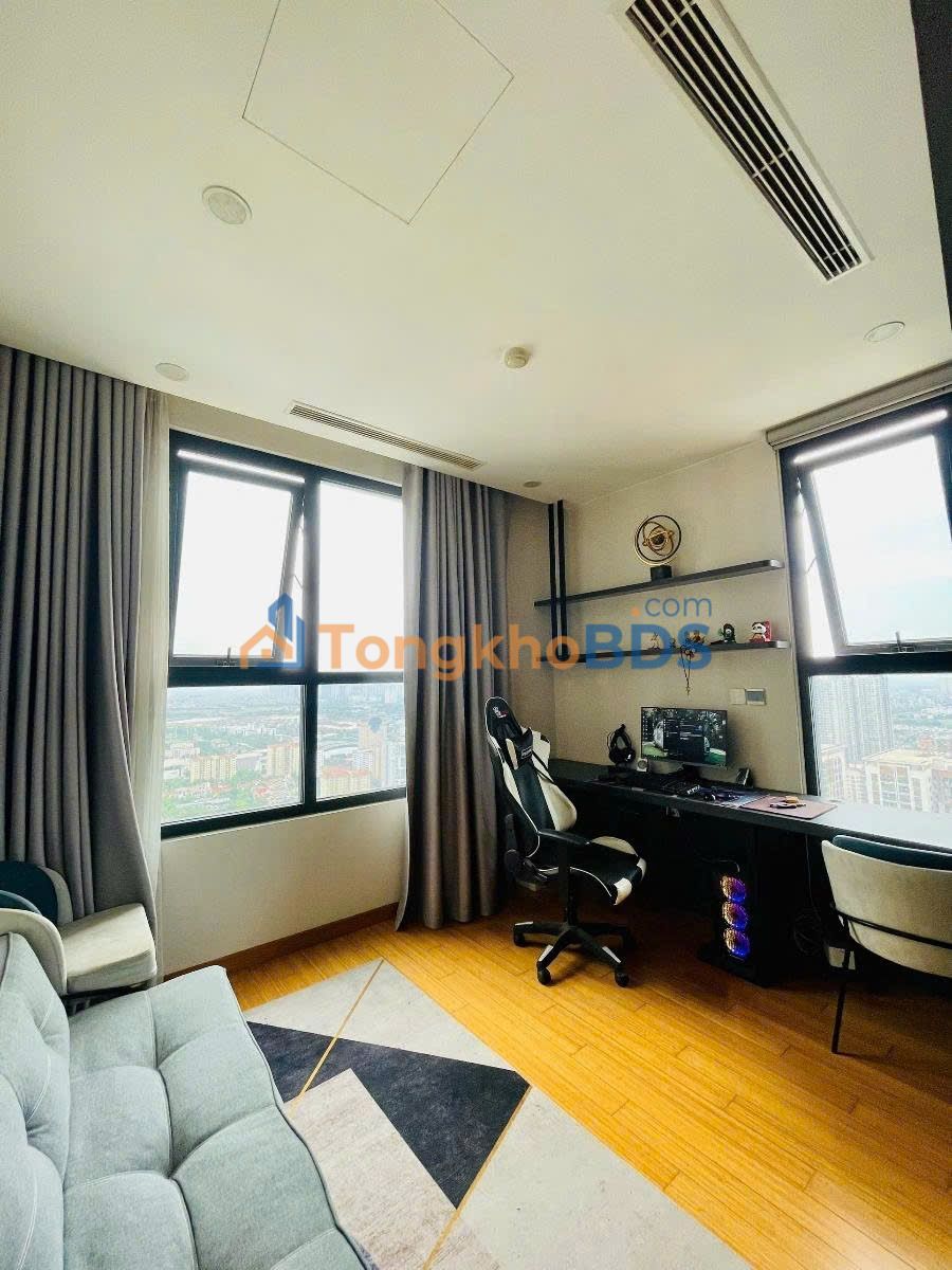 Căn hộ Hoàng Cầu Đống Đa 68m² 8.35 tỷ - Căn góc