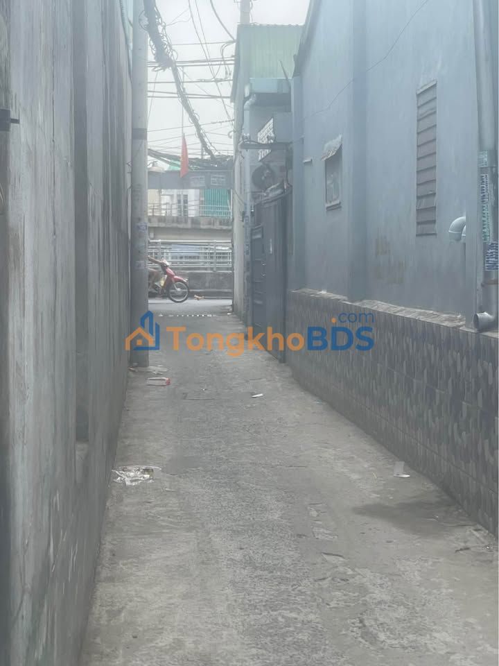Nha rieng P16 Quan 8 47m2 gia 3.6 ty - So hong san