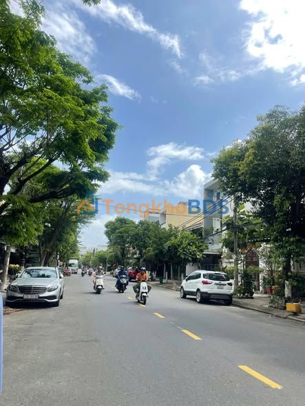 Nhà phố mặt tiền Thành Thái Đà Nẵng 100m² giá 8.9 tỷ - Vị trí đắc địa