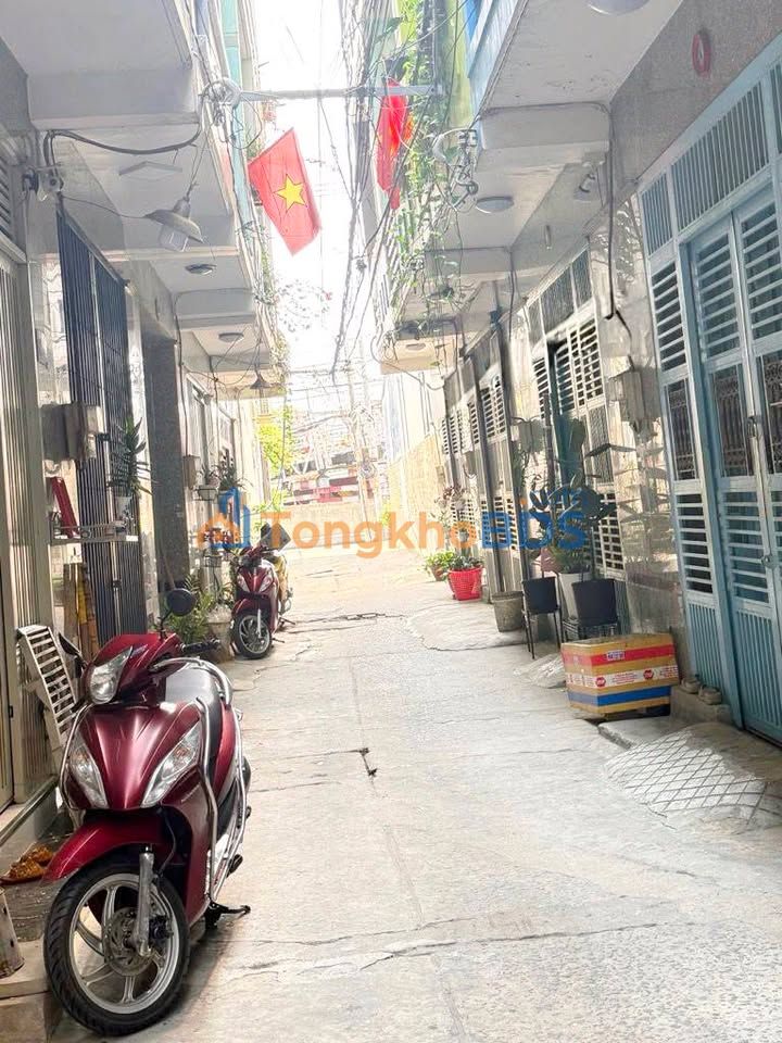 Nhà 3 tầng Phường 16 Quận 8 37m² 2.5 tỷ - Sẵn sàng ở ngay