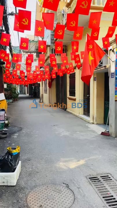 Đất nền Thị trấn Quốc Oai 64m² - Sổ đỏ chính chủ, giá tốt