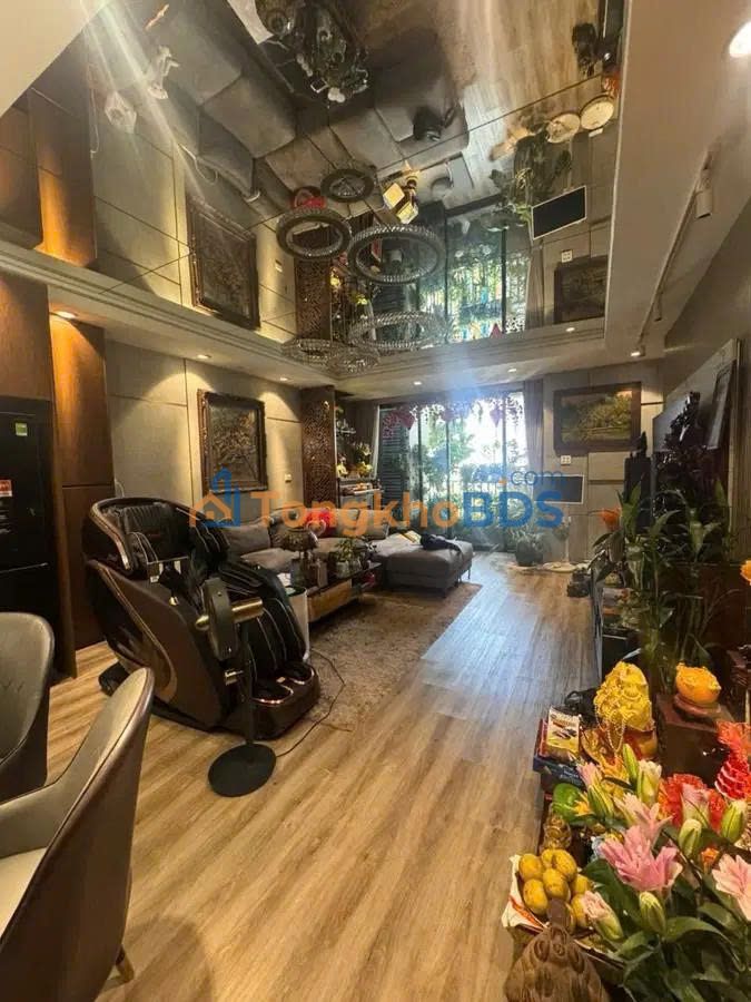 Căn hộ cao cấp 170 Đê La Thành 133m² - Full nội thất 2 tỷ