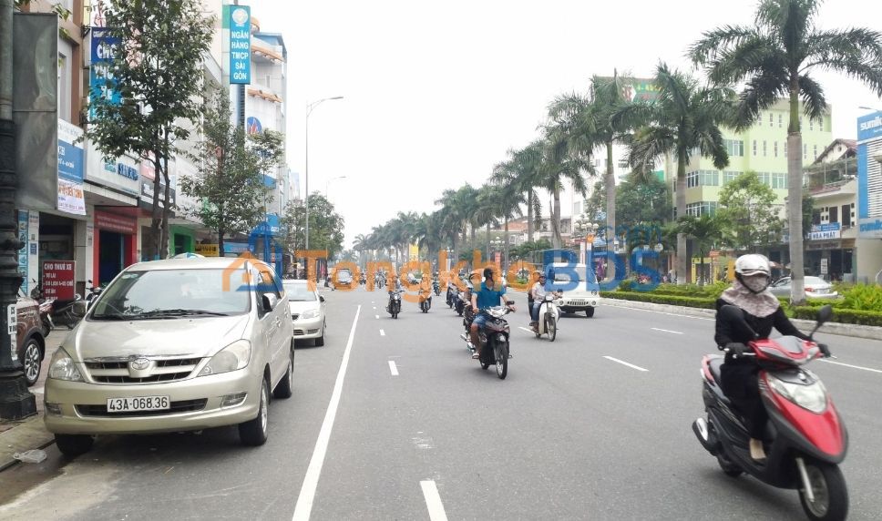 Nhà phố Điện Biên Phủ 100m² giá 7,2 tỷ - Mặt tiền kinh doanh